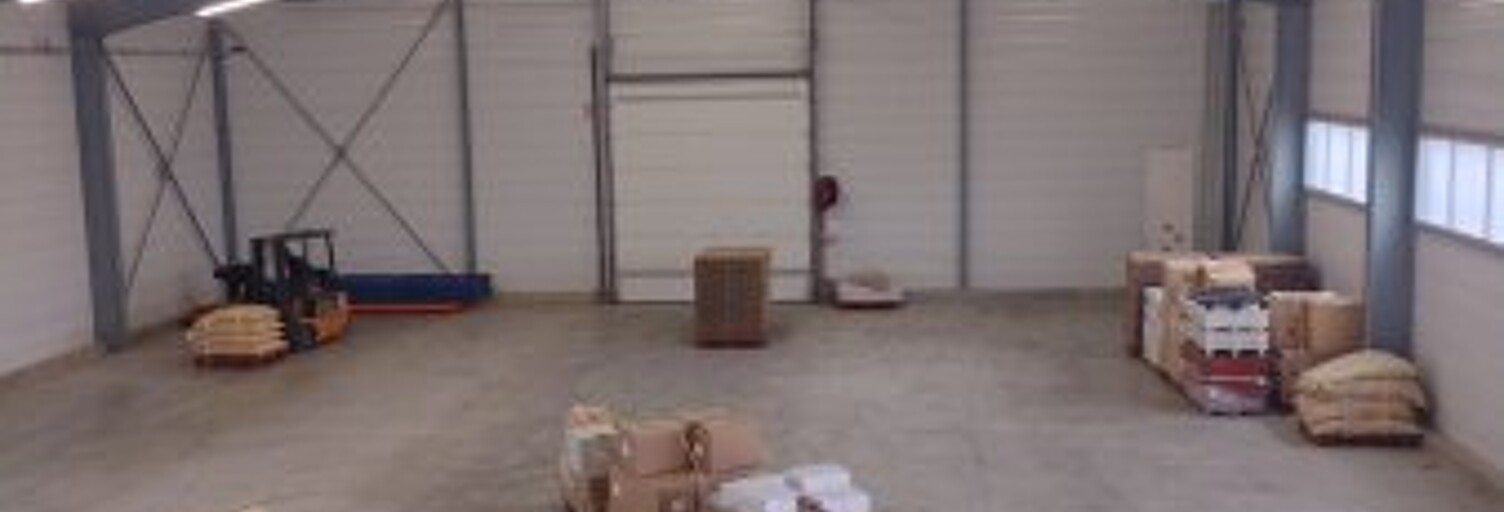 Commerce  870 m² à louer à Perpignan (66000)