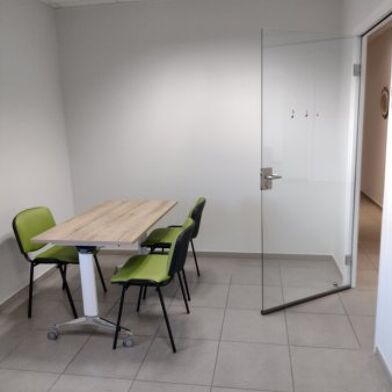 Bureau 100 m²