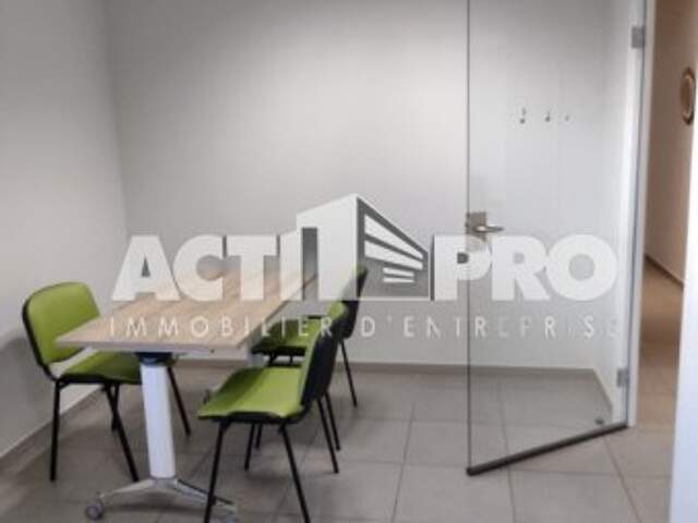 Bureaux à louer — photo du bien