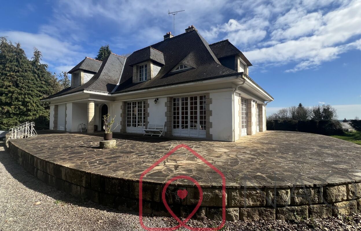 maison 6 pièces 230 m2 à vendre à Pontivy (56300)