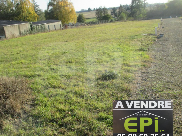 Lot de 8 parcelles constructibles viabilisés avec chemin centra — photo 1