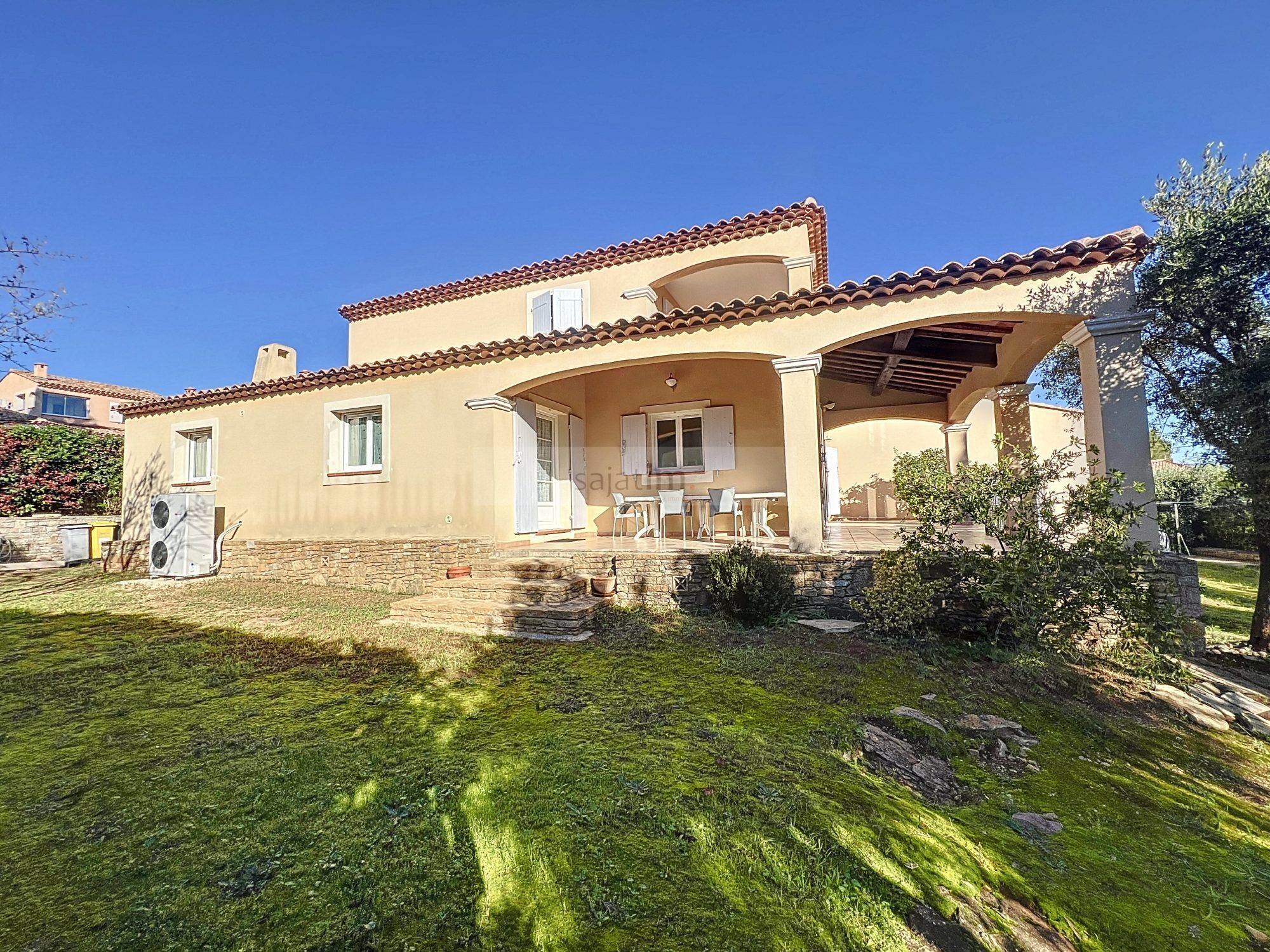 Agence immobilière de Sajatim