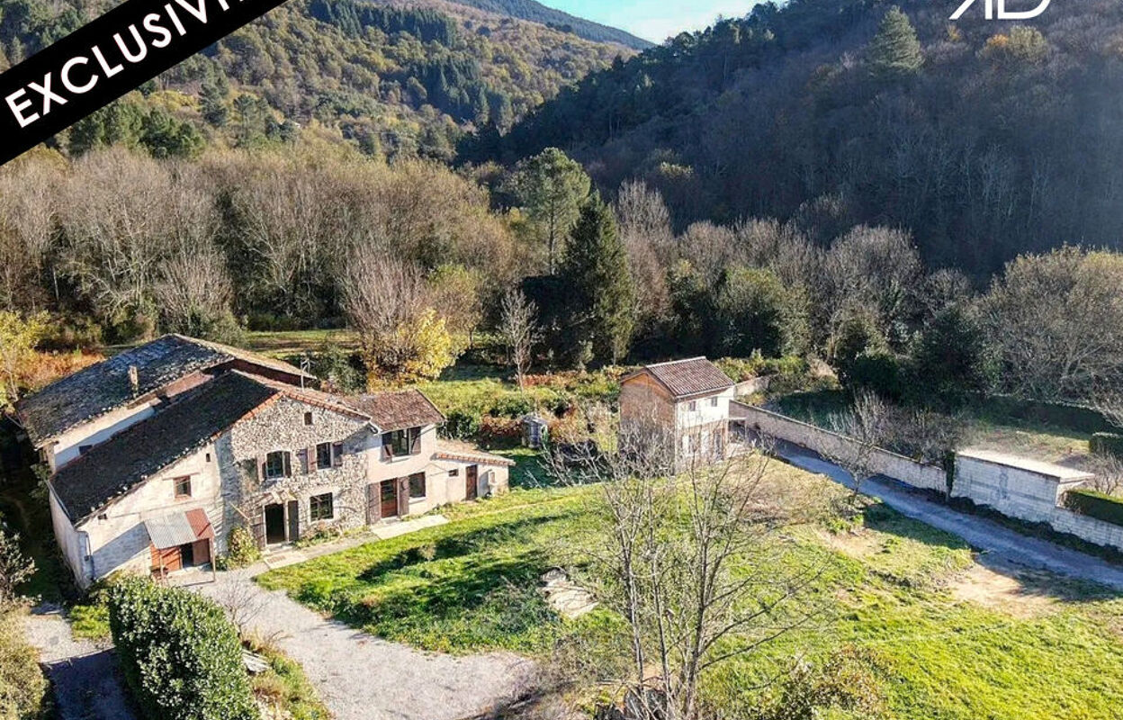 maison 8 pièces 127 m2 à vendre à Chirols (07380)