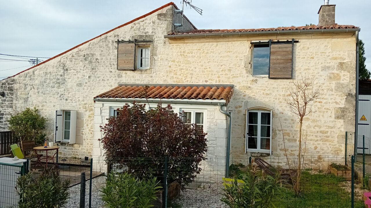 maison 3 pièces 95 m2 à vendre à Saint-Savinien (17350)