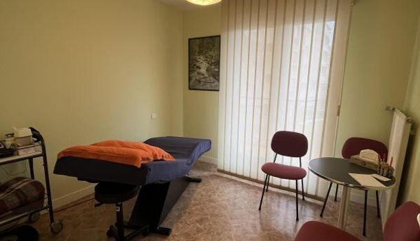 Bureau 4 pièces  à louer Rodez 12000