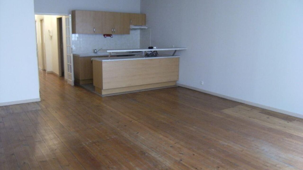 appartement 3 pièces 70 m2 à louer à Bordeaux (33000)