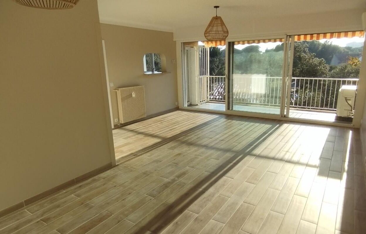 appartement 3 pièces 84 m2 à louer à Villeneuve-Lès-Avignon (30400)