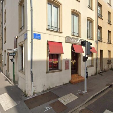 Commerce  102000 €