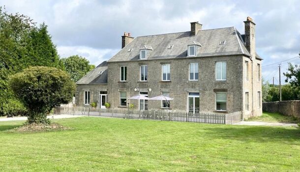 Villa / Maison 9 pièces  à vendre Saint-Pierre-la-Vieille 14770