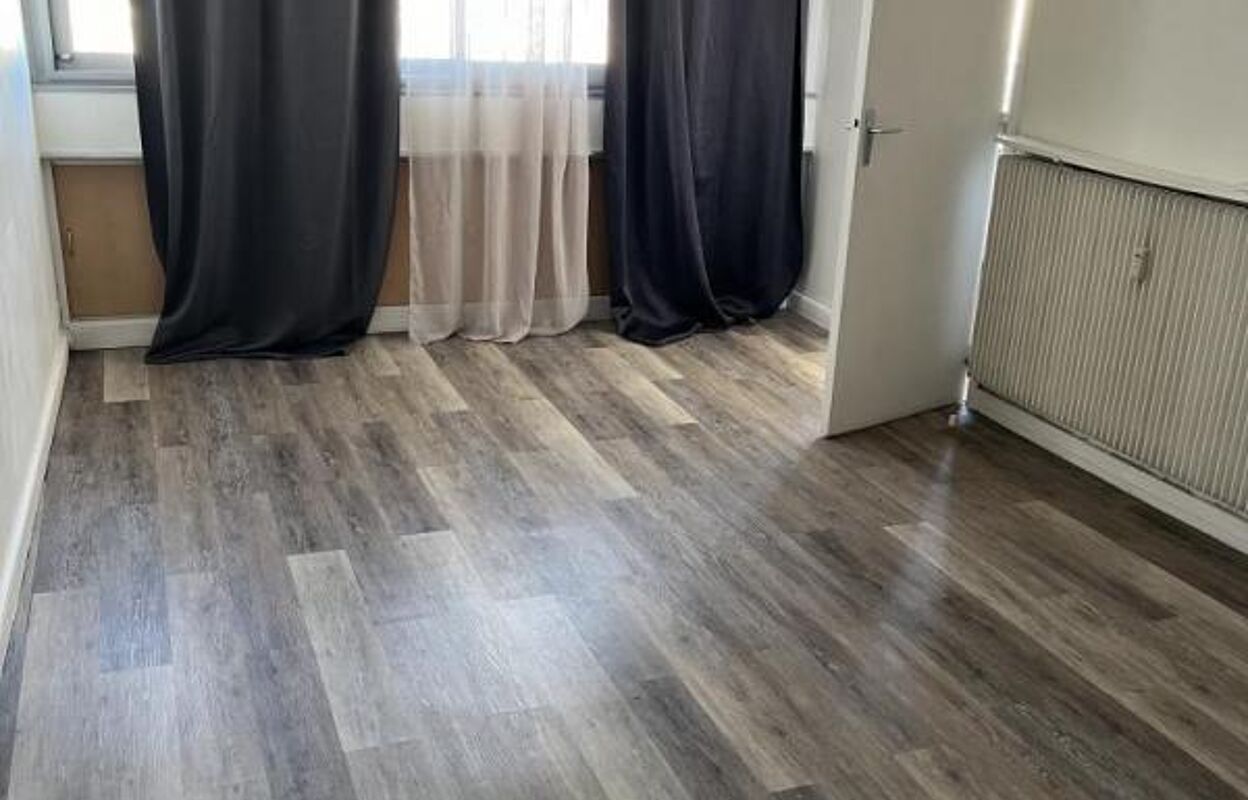 appartement 1 pièces 29 m2 à louer à Massy (91300)