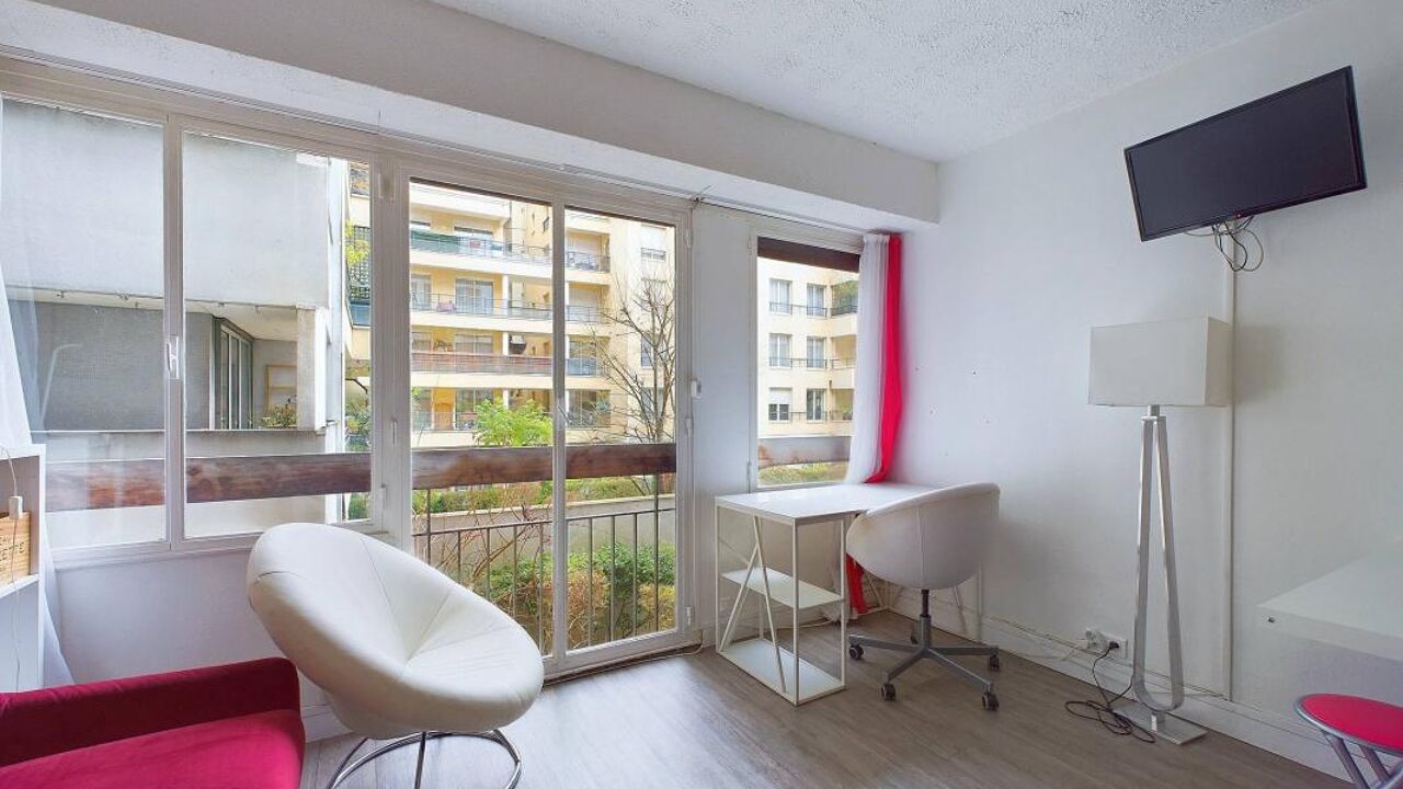 appartement 2 pièces 23 m2 à vendre à Paris 15 (75015)