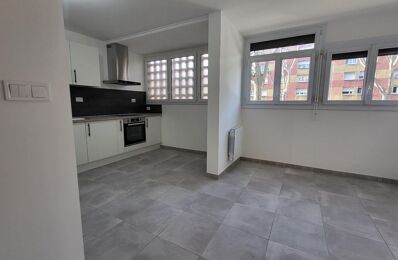 location appartement 990 € CC /mois à proximité de Saint-Cannat (13760)