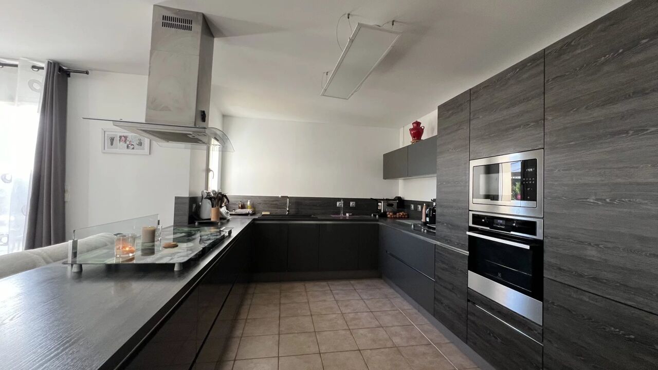 maison 6 pièces 116 m2 à vendre à Montélimar (26200)