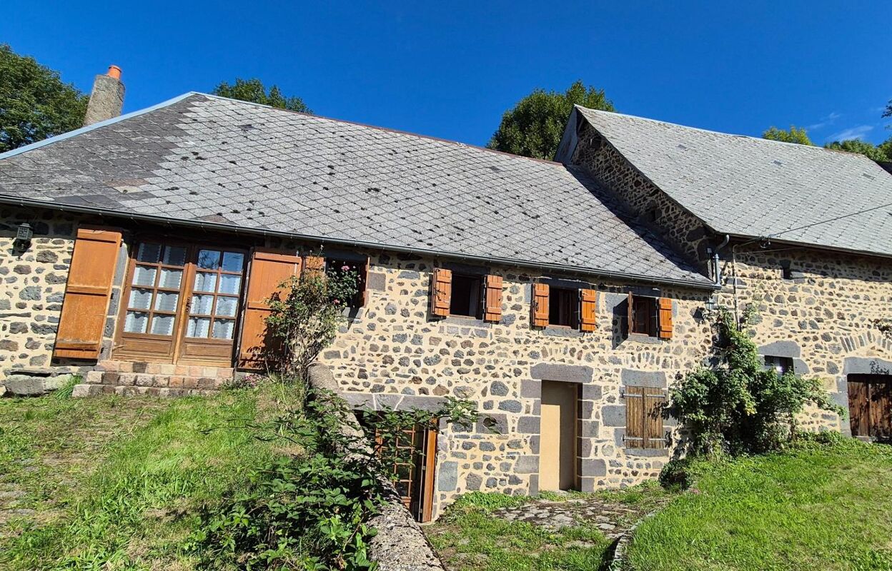 maison 4 pièces 87 m2 à vendre à Saint-Bonnet-Près-Orcival (63210)