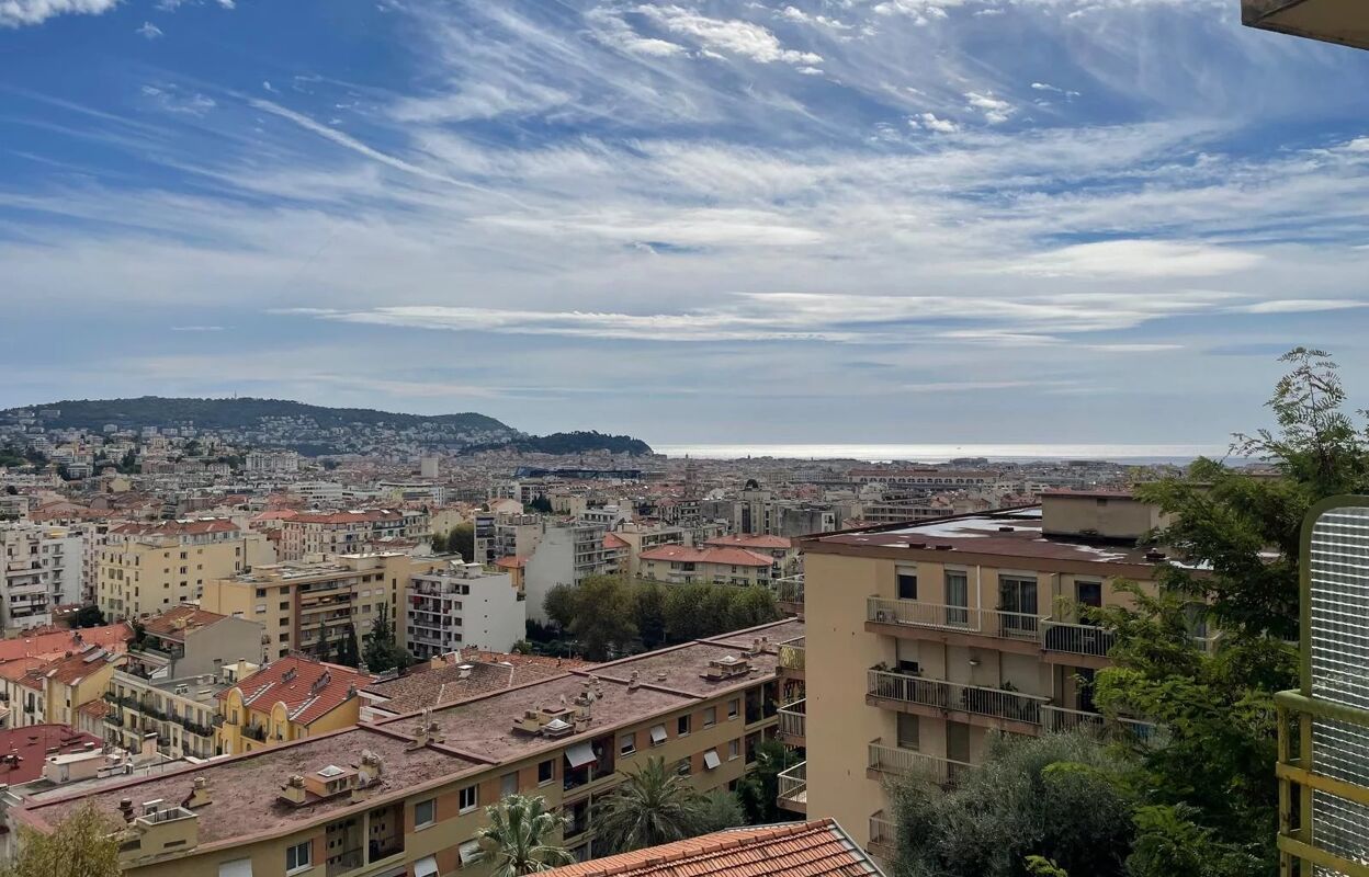 appartement 3 pièces 69 m2 à vendre à Nice (06100)