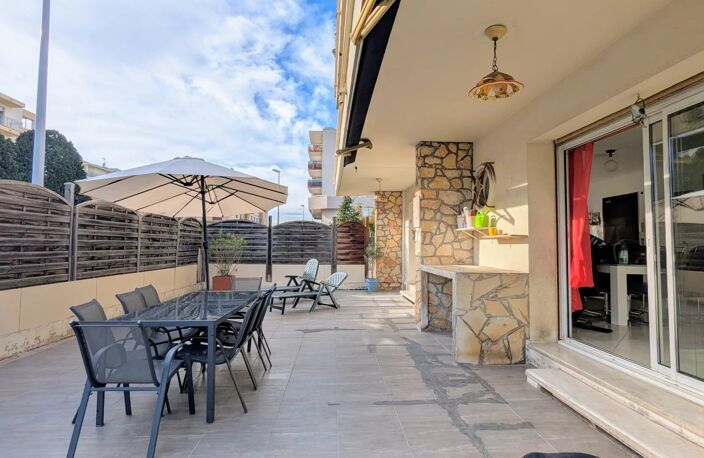 SAINT LAURENT DU VAR - Grand appartement familial 7 pièces avec jardin et terrasse — photo 4