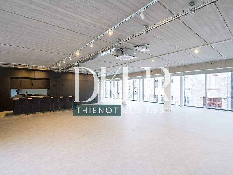 Bureau à louer - Hyper centre-ville — photo 1