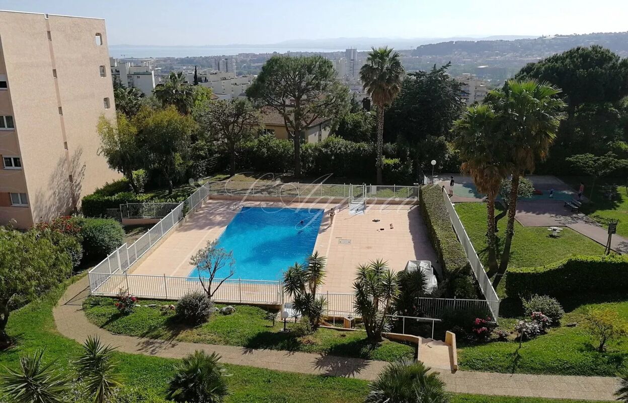 appartement 4 pièces 87 m2 à louer à Nice (06200)