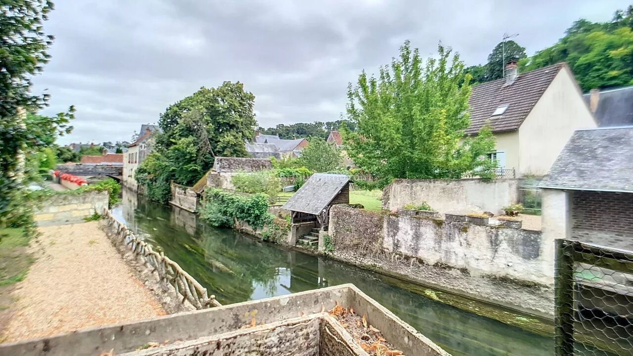 maison 10 pièces 220 m2 à vendre à La Chartre-sur-le-Loir (72340)