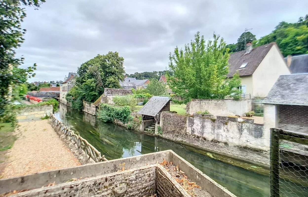 maison 10 pièces 220 m2 à vendre à La Chartre-sur-le-Loir (72340)