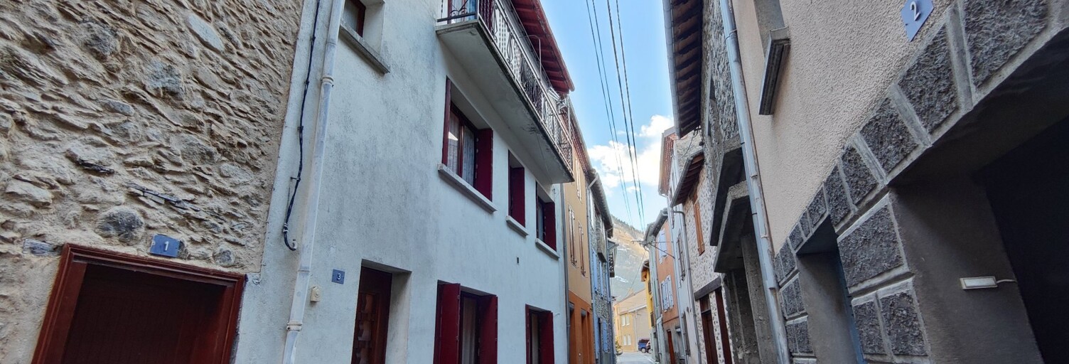 Maison 5 Pièces 92 m² à vendre à Auzat (09220)