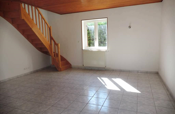 Maison T4 PEYZIEUX 776€ CC — photo 4
