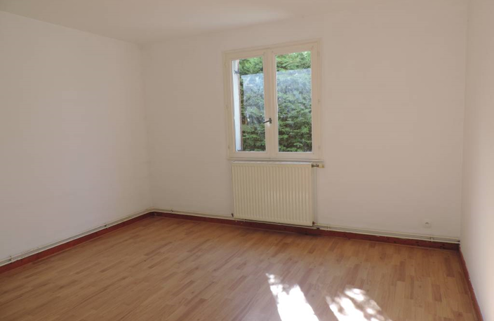 Maison T4 PEYZIEUX 776€ CC — photo 5