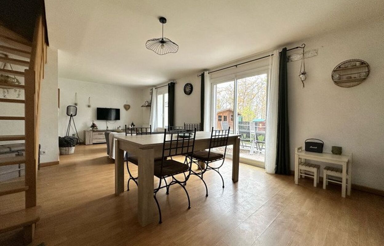 maison 5 pièces 112 m2 à vendre à Saint-Rémy-sur-Avre (28380)