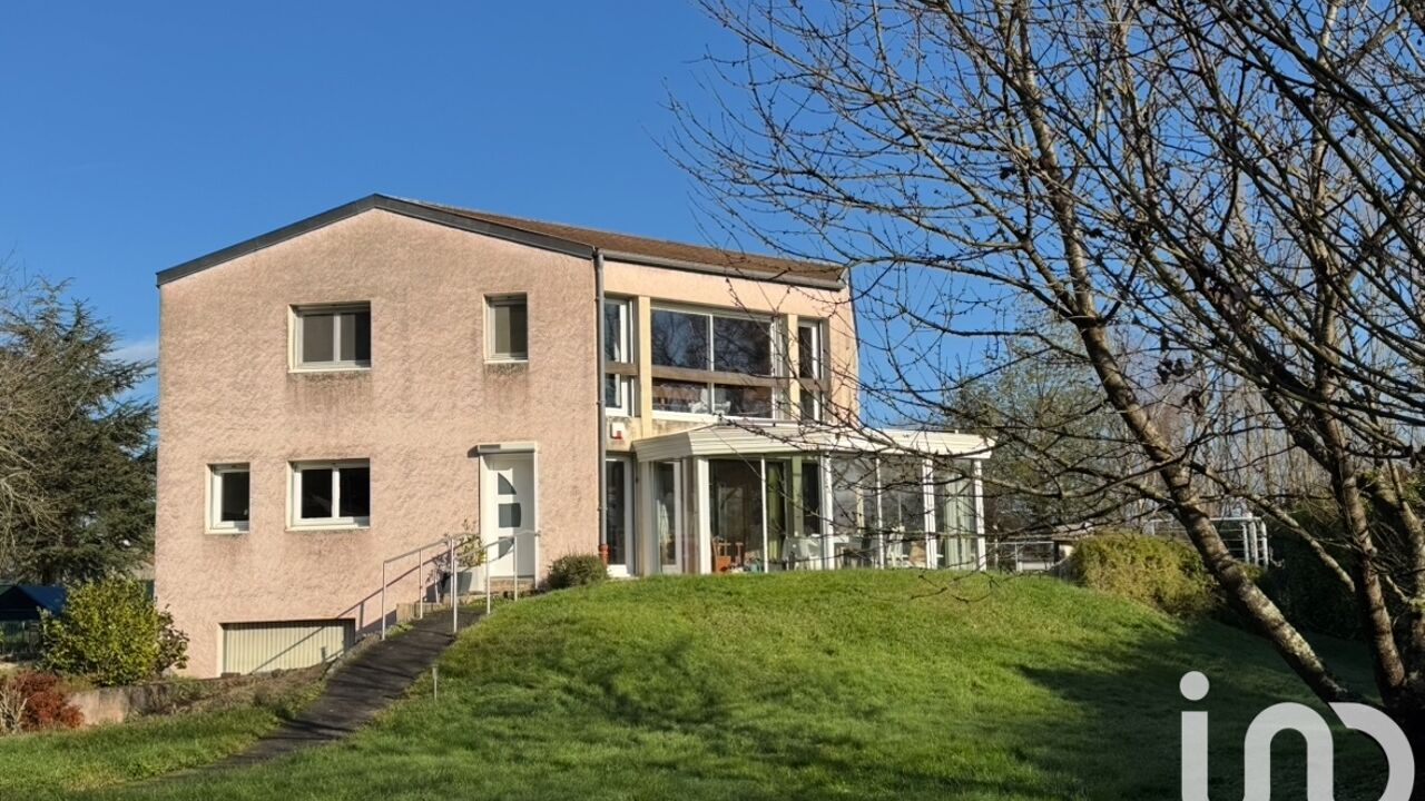 maison 7 pièces 130 m2 à vendre à Saint-Vallier (71230)