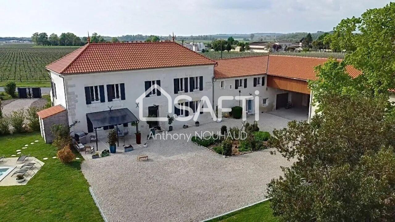 maison 5 pièces 383 m2 à vendre à Allas-Champagne (17500)