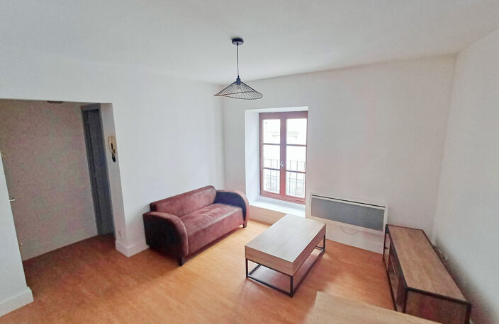 AUBENAS CENTRE - APPARTEMENT 2 PIECES 35M2 — photo 3
