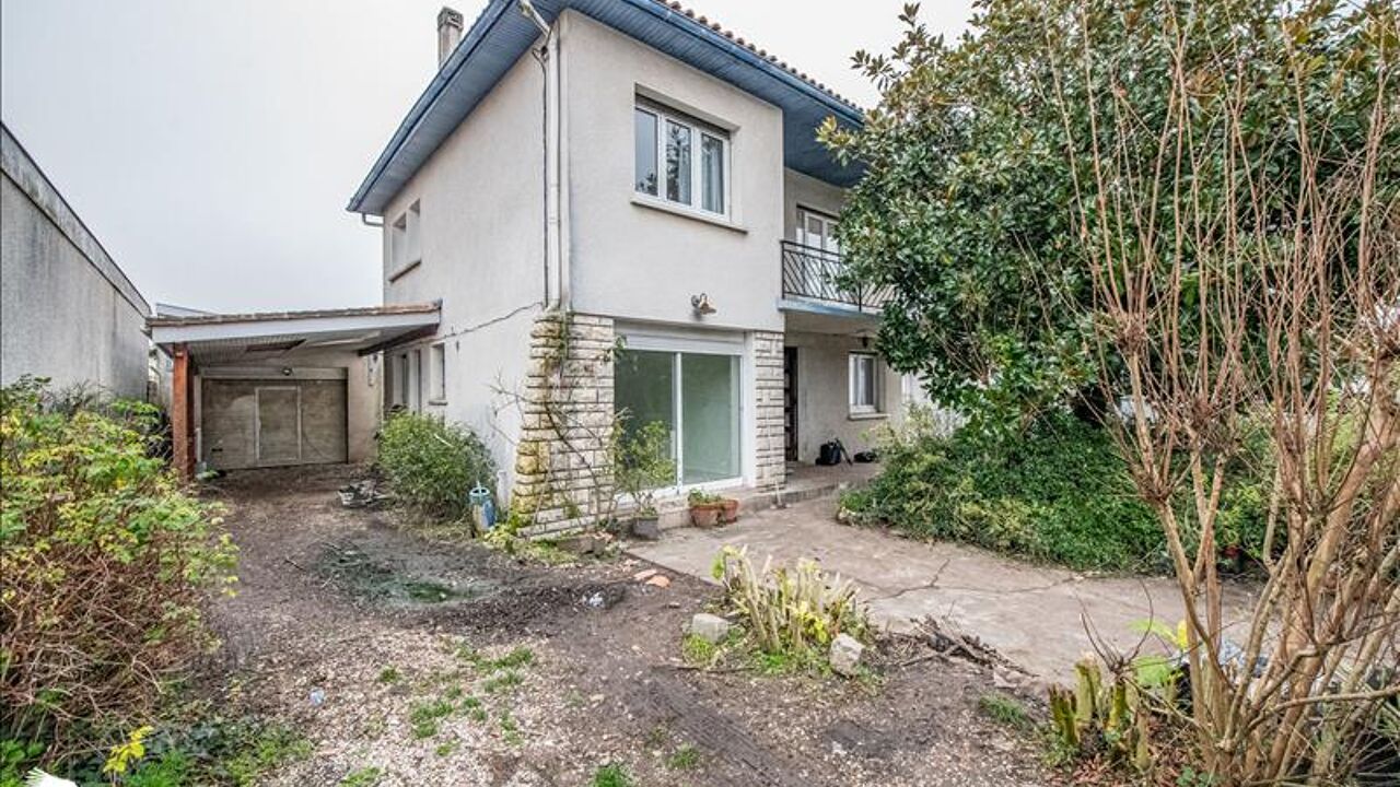 maison 5 pièces 121 m2 à vendre à Villenave-d'Ornon (33140)