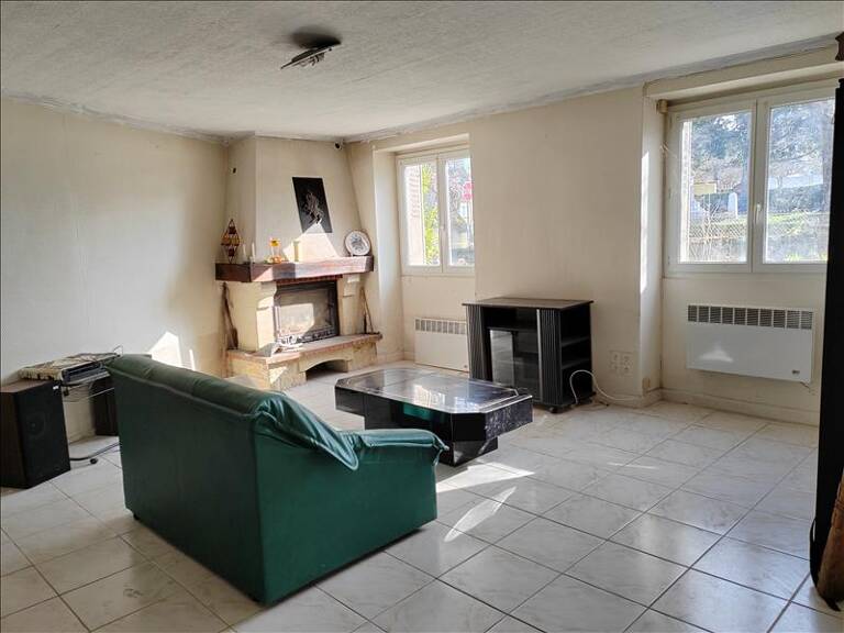 Maison en pierre de 5 pièces principales — photo 1