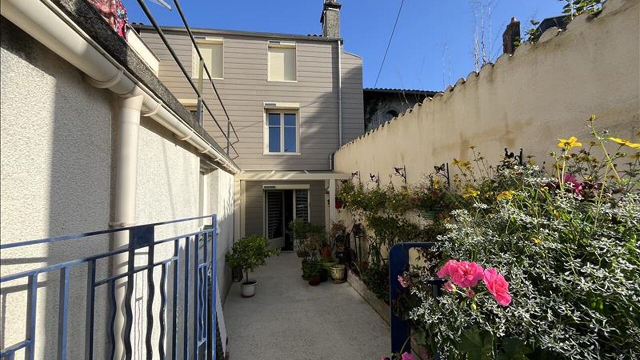 maison 8 pièces 214 m2 à vendre à Saint-Junien (87200)