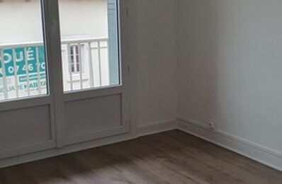 location appartement 690 € CC /mois à proximité de Rives (38140)