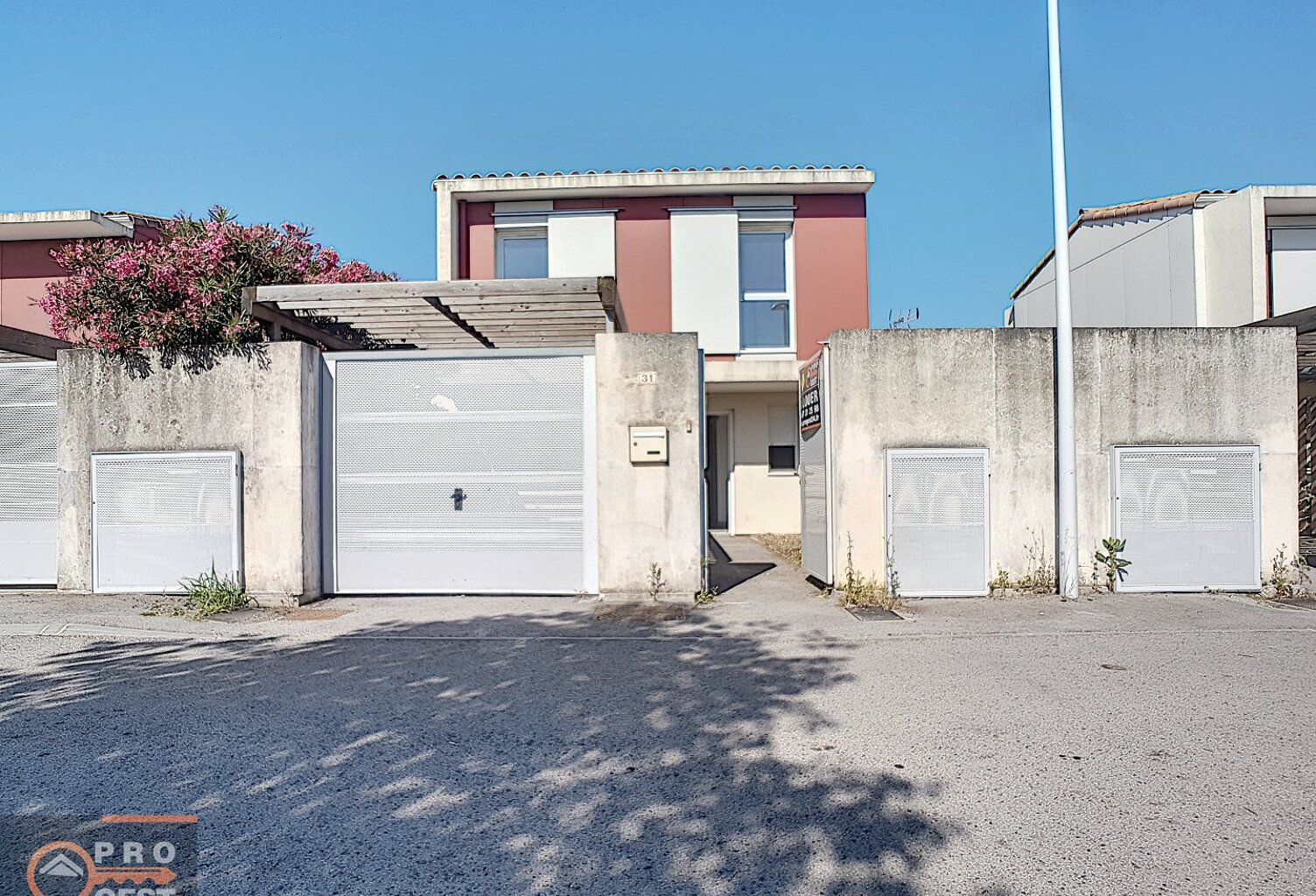 Maison — photo 1