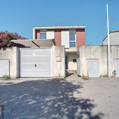 Maison 5 pièces 1049 €