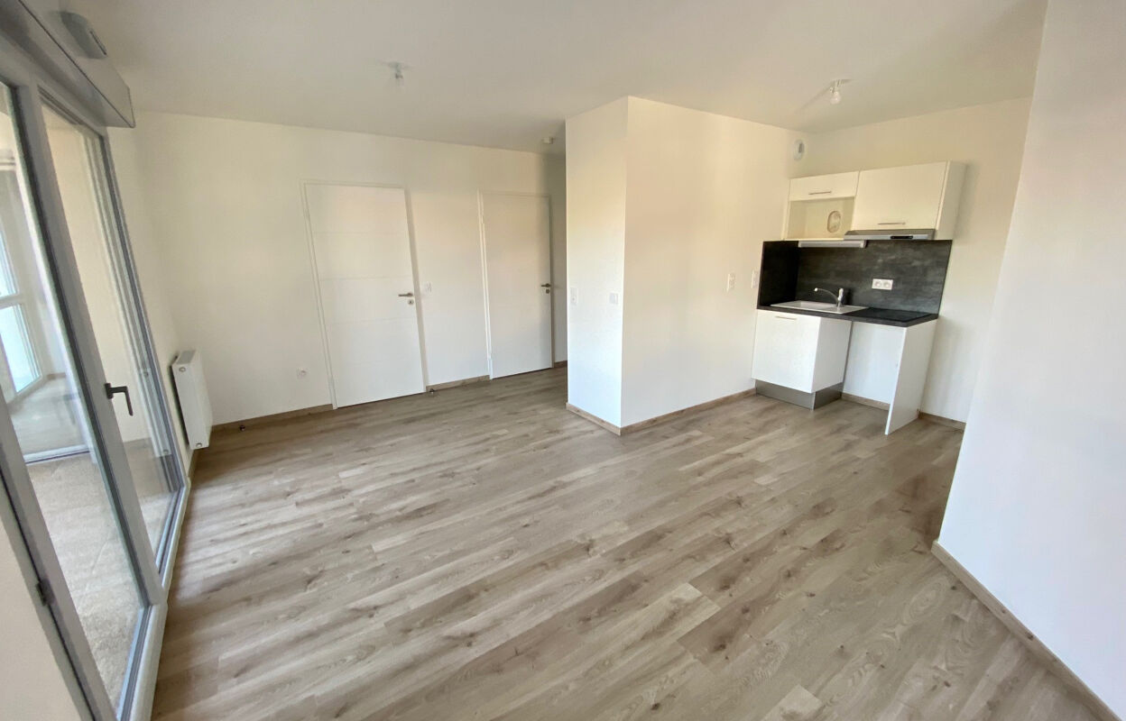 appartement 2 pièces 43 m2 à louer à Tours (37100)