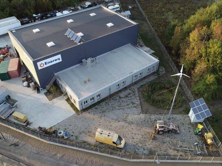 Entrepôt et bureaux à Saint-Genis-Pouilly — photo 1