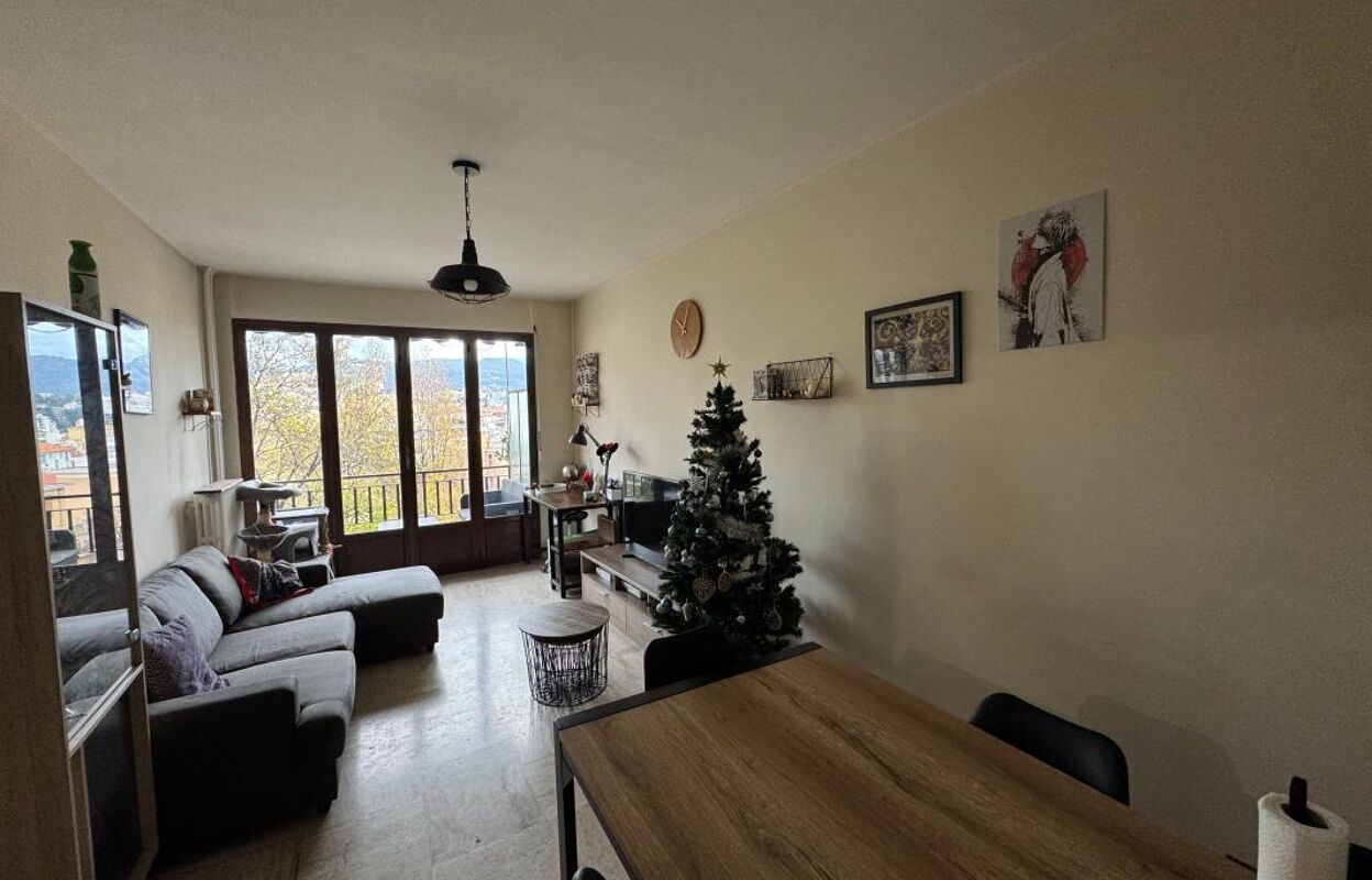 appartement 3 pièces 69 m2 à vendre à Nice (06100)