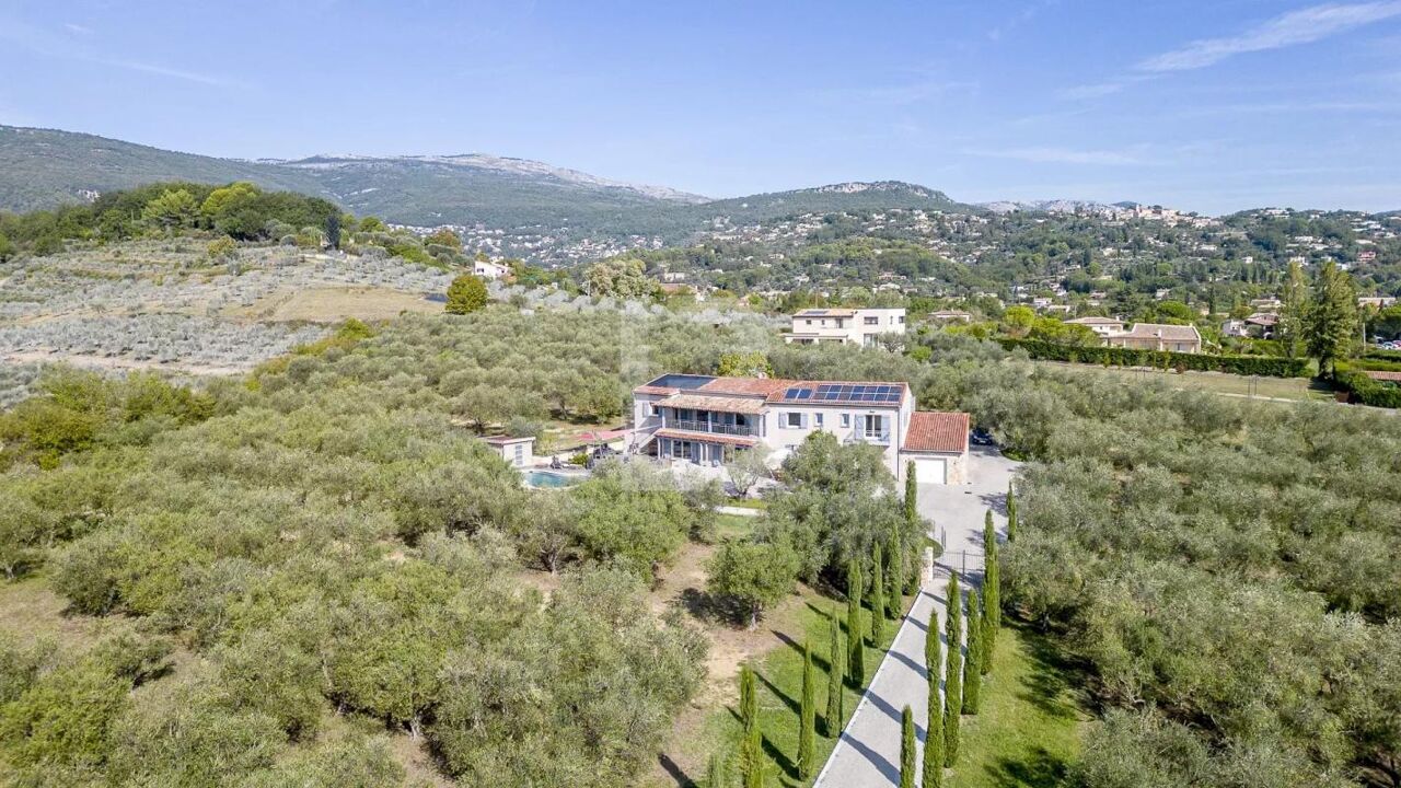 maison 9 pièces 311 m2 à vendre à Châteauneuf-Grasse (06740)