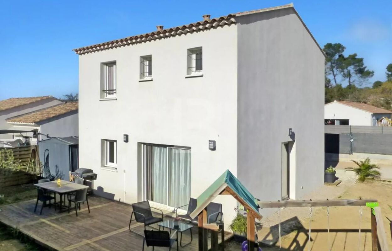 maison 5 pièces 86 m2 à vendre à Rocbaron (83136)