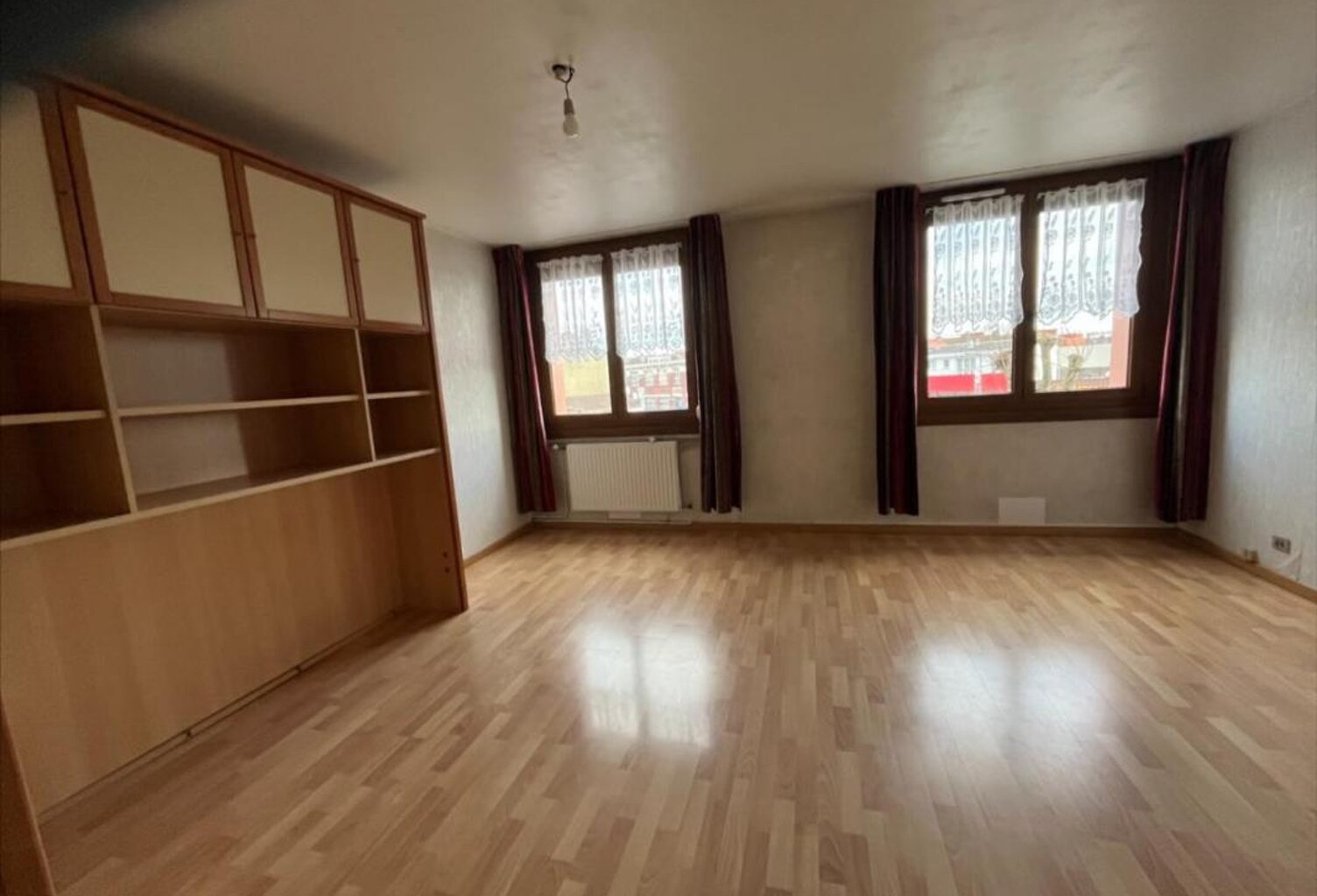 A VENDRE, RONCHIN, studio de 38m2, parking privé et cave — photo 1