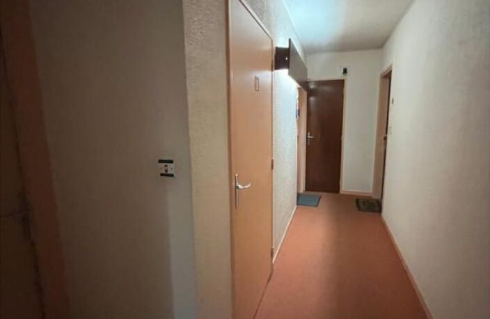 A VENDRE, RONCHIN, studio de 38m2, parking privé et cave — photo 3