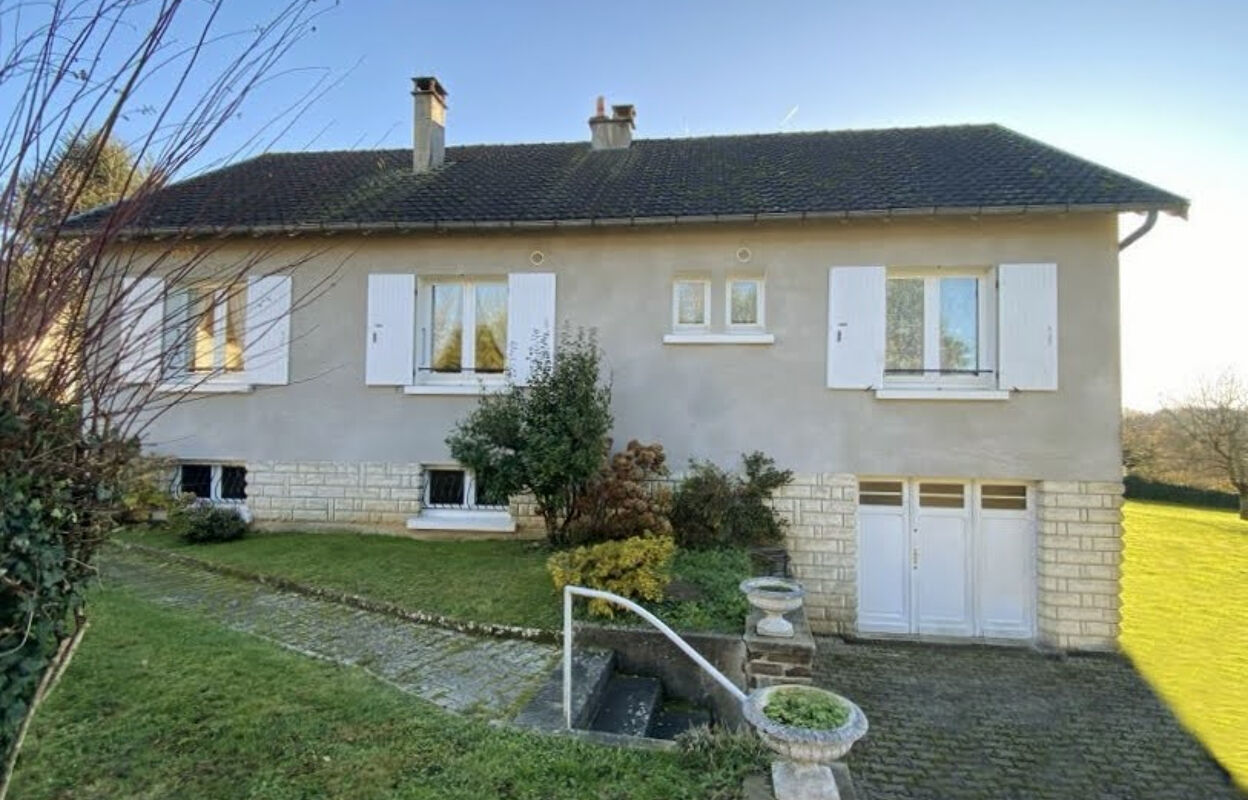 maison 8 pièces 155 m2 à vendre à Lanouaille (24270)