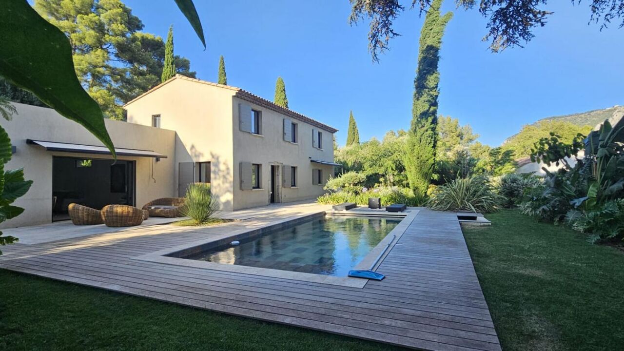 maison 8 pièces 208 m2 à vendre à Toulon (83200)