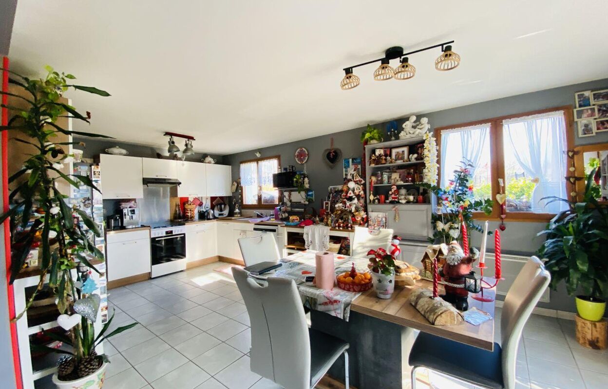 maison 5 pièces 94 m2 à vendre à Saint-Laurent-du-Pont (38380)