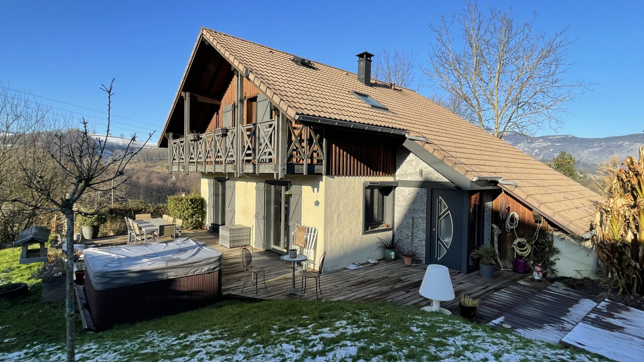 maison 5 pièces 120 m2 à vendre à Lépin-le-Lac (73610)