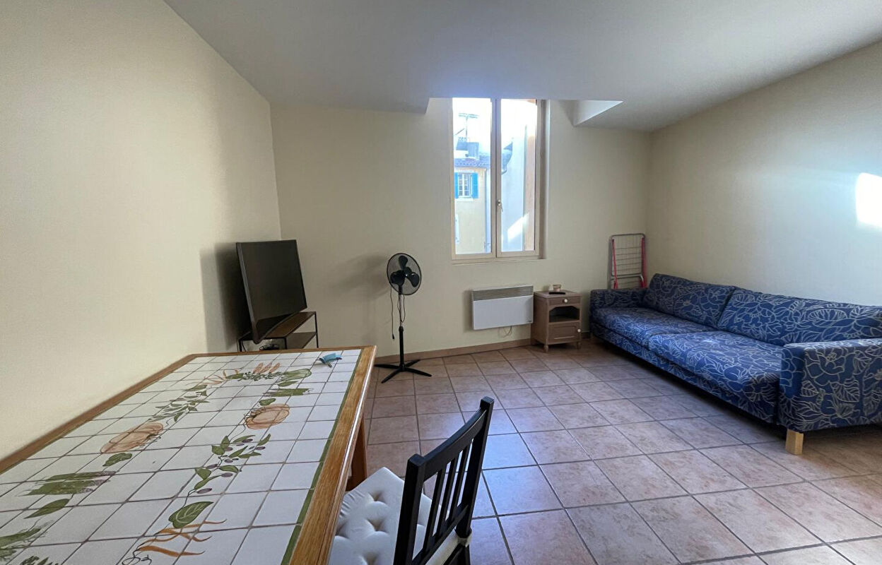 appartement 1 pièces 35 m2 à louer à Marseille 2 (13002)