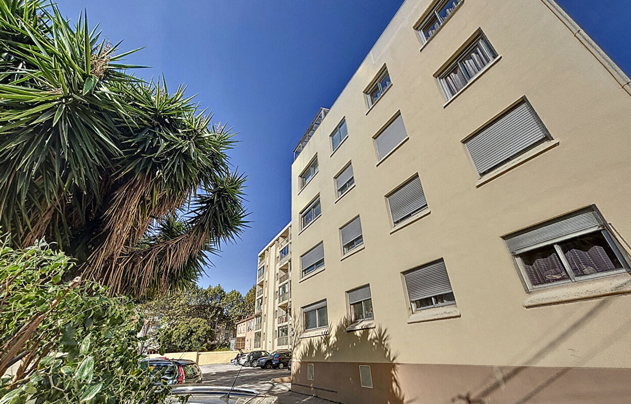 appartement 2 pièces 56 m2 à vendre à Toulon (83100)